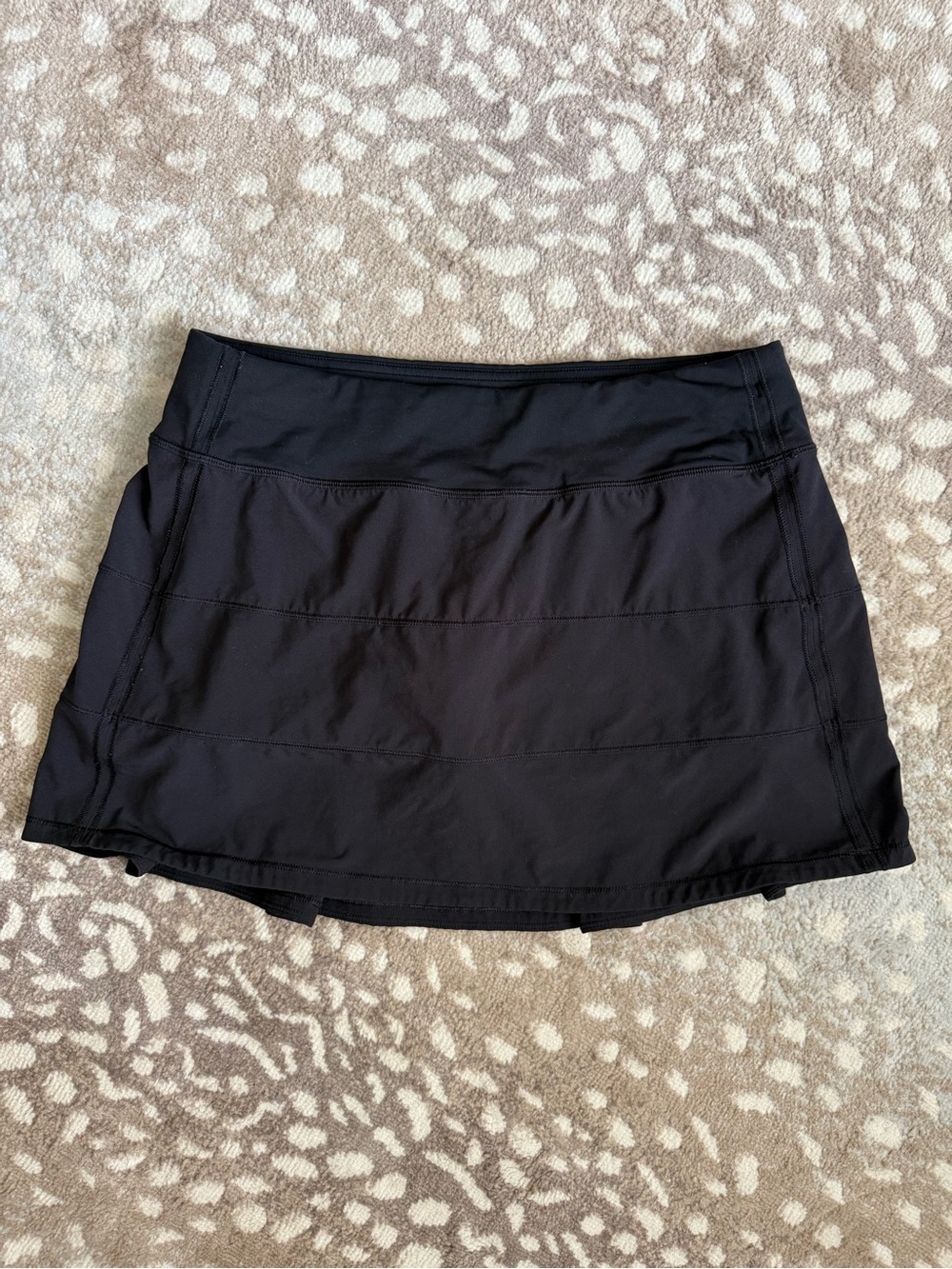 Lululemon Mid Rise Pace Rival Black Skirt